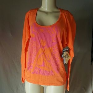 - Harajuku Lovers by Gwen Stefani t-shirt si…